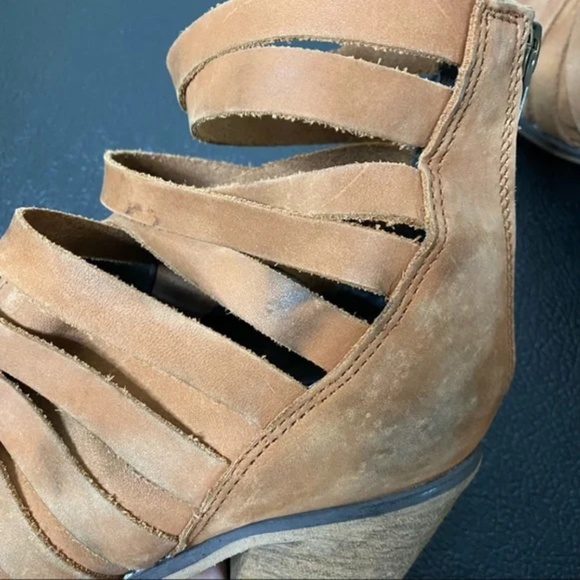 FREE PEOPLE tan leather Hybrid slit heeled ankle boots 40 - Picture 9 of 11